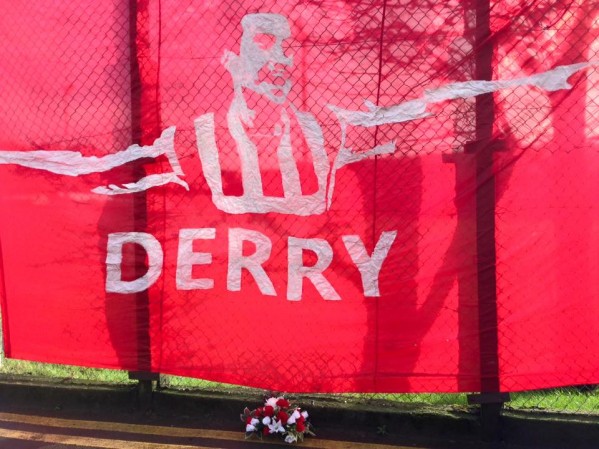 A banner unveiled at the Brandywell at the sad passing of Mark Farren this morning