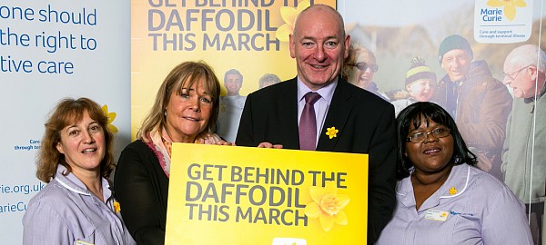 Actress Linda Robson and MP Mark Durkan supporting Marie Curie Daffodil appeal. PIC BY PETE JONES