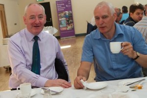 SDLP Foyle MP Mark Durkan shares a "cuppa" with Owen Doherty.