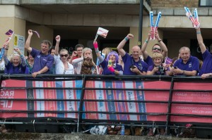 Spectator welcoming the Derry Clipper on its arrival at the Foyle Marina on Monday last.