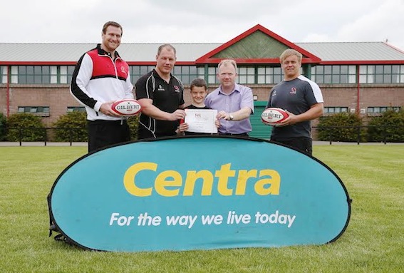  Ulster rugby players Neil McComb, Bronson Ross and Kyle McCall with Best Skills Award winner Sean McLaughlin. Included are David Kelly (owner Centra Store, Trench Road, Derry) on hand to represent the camp sponsor Centra, and Ulster rugby Player Kyle McCall.