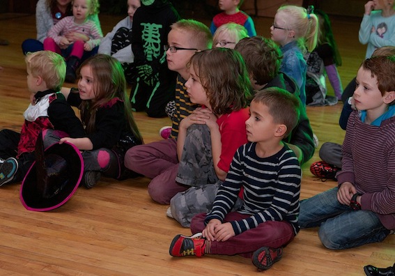 Children enjoying the "Hansel & Gretel" show