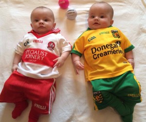 Twins Caoimhe & Teagan Kearney are all set for Saturday's #allianzleagues opener. Derry dad, Donegal mum. #GAA — with Ursula Boyle and Paul Kearney.