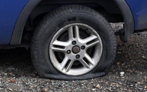 B0F51P-flat-tyre_3148001b