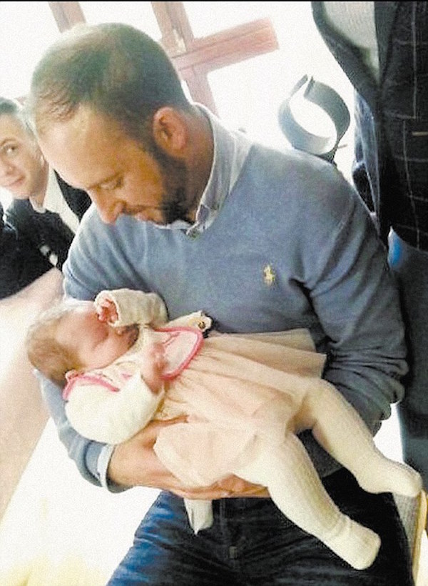 Davitt meets the baby just days after he saved her life. Pic Joe Boland/NorthWest NewsPix